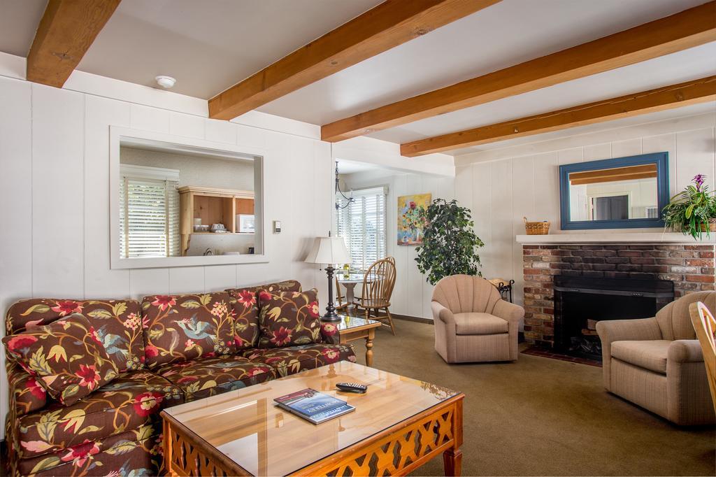 Horizon Inn & Ocean View Lodge Carmel-by-the-Sea Oda fotoğraf