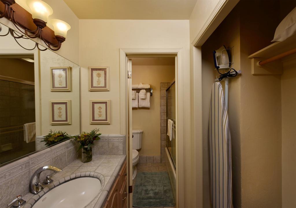 Horizon Inn & Ocean View Lodge Carmel-by-the-Sea Oda fotoğraf