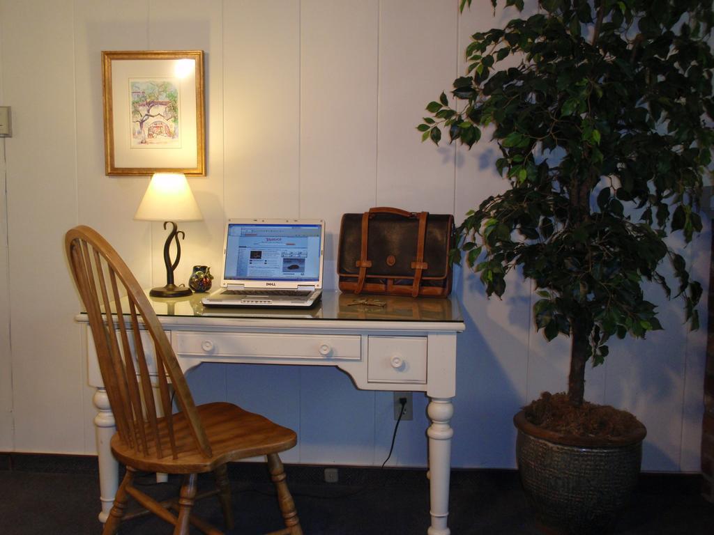 Horizon Inn & Ocean View Lodge Carmel-by-the-Sea Oda fotoğraf
